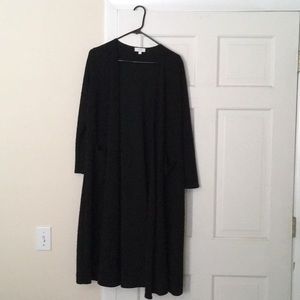 Solid black lularoe Sarah